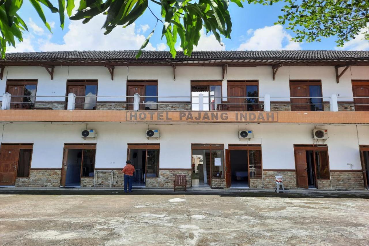 Oyo 90446 Hotel Pajang Indah Solo Dış mekan fotoğraf